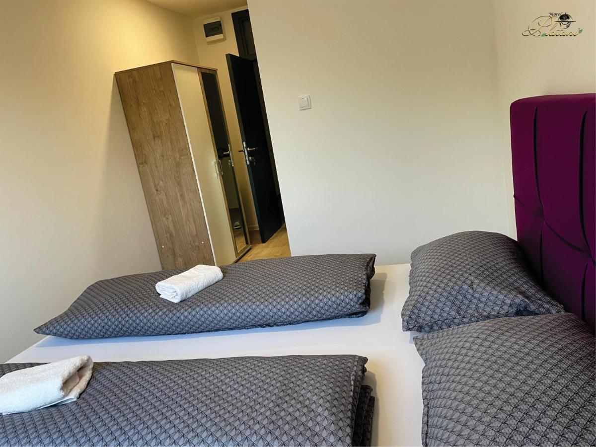 Motel Platani Kotor Varos Exteriör bild